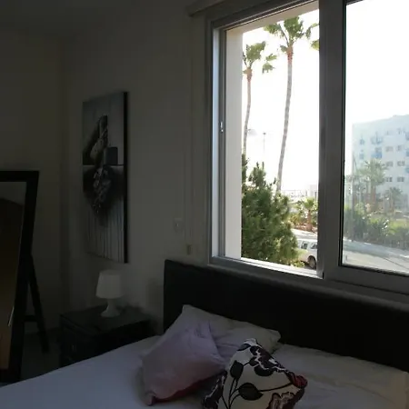 Anatoli 3 Bdrm Villa, 2 Min From The Beach, With Private Pool *